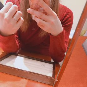【TRECENTI(トレセンテ)の口コミ】 指輪の着け心地がとてもいいです。他のお店と比べて指に触れる所が丸くな…