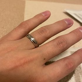 【N.Y.NIWAKA(ニューヨークニワカ)の口コミ】 真ん中の部分がクルクル回るようになっているという特殊なデザインが決め…