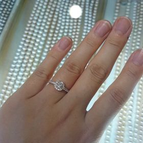 【宝寿堂(ほうじゅどう)の口コミ】 試着時に指にはめた写真も撮らせていただき、お家に帰ってからもゆっくり…