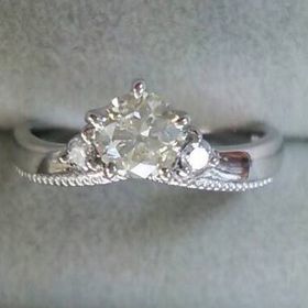 【Lily】の口コミ フルオーダーで作っていただけるということと、親身に希望を聞いていだだき...