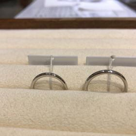 【TRECENTI(トレセンテ)の口コミ】 リング内側に丸みがあり着け心地が良かったです。着けている感じがあり過…