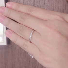 【ANTWERP BRILLIANT(アントワープブリリアント)の口コミ】 シンプルなデザインよりもダイヤモンドの存在感がしっかりとあるものを希…