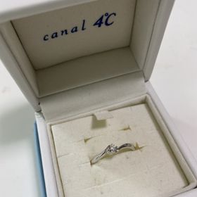 【canal4℃(カナルヨンドシー)の口コミ】 シンプルかつダイヤモンドがしっかり輝きのある婚約指輪を探して、こちら…