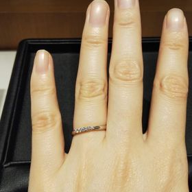 【エクセルコダイヤモンド(EXELCO DIAMOND)の口コミ】 いくつかのお店に行きましたが、太いものよりは細いものが自分の好みだと…