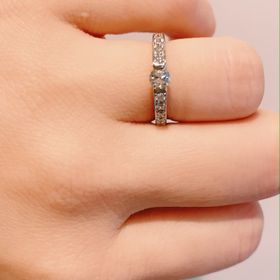 【ラザール ダイヤモンド(LAZARE DIAMOND)の口コミ】 結婚記念日に指輪をプレゼントしてもらえることになり、ダイヤモンドのつ…