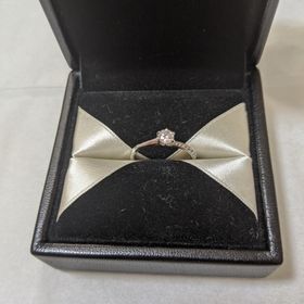 【エクセルコダイヤモンド(EXELCO DIAMOND)の口コミ】 主人がサプライズプロポーズとして私の誕生日祝いに合わせて用意してくれ…