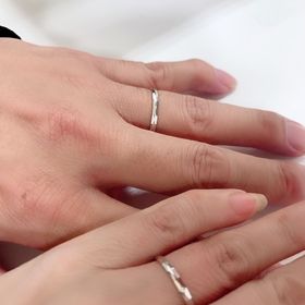 【Timeless ones Lovers(タイムレスワンズラバーズ)の口コミ】 普段指輪をしないので、結婚当初は購入しませんでしたが、後輩の結婚式の…