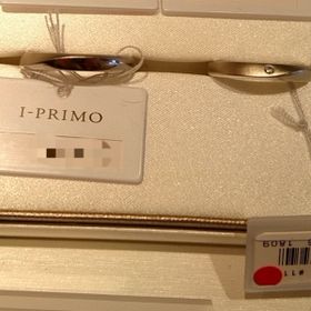 【アイプリモ(I-PRIMO)の口コミ】 プラチナで耐久性が高く、艶消しがポイントになっています。
レディースに…