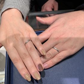 【銀座ダイヤモンドシライシの口コミ】 デザインを見ていた本でCREERいいなと思ってたら、担当者のおすすめで持っ…