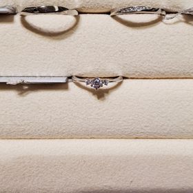 【TRECENTI(トレセンテ)の口コミ】 つけ心地がよくてデザインがそこそこ気に入りました。
他にはアレルギーや…