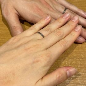 【銀座ダイヤモンドシライシの口コミ】 指輪はプラチナで、ダイヤモンドも何もついてないシンプルな指輪です。飽…