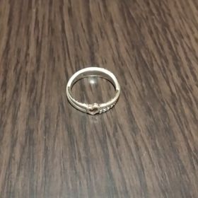 【THE KISS(ザ・キッス)の口コミ】 結婚指輪を選ぶのにいろいろな所を見に行ったのですが、デパートのthakiss…