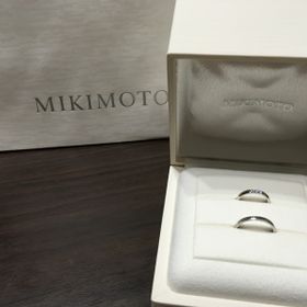 【MIKIMOTO(ミキモト)の口コミ】 ダイヤは1つではなく、3つは欲しいなと思って探していました。幅も今後の…