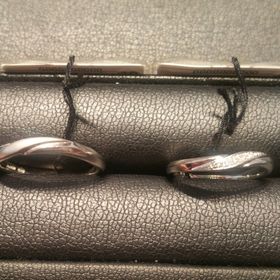 【エクセルコダイヤモンド(EXELCO DIAMOND)の口コミ】 女性の方はダイヤが連なってキラキラ輝いているところです。エクセルコダ…