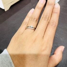 【TRECENTI(トレセンテ)の口コミ】 ピンクのダイアが付き、シンプルなデザイン。質が高くリーズナブルの価格…