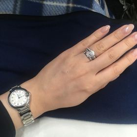 【ヴァン クリーフ＆アーペル(Van Cleef & Arpels)の口コミ】 デザイン、つけ心地、セミオーダーができる上、最終的に主人が選んでくれ…