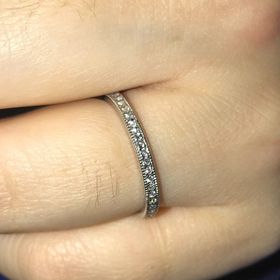 【GALA JEWELRY(ガラジュエリー)の口コミ】 ・結婚指輪：お店にふらっと入ったときにお店の方から「プラチナの鍛造」…