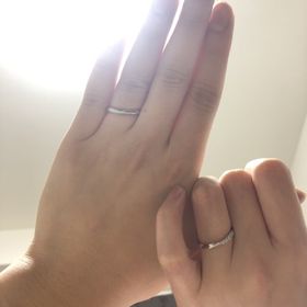 【アイプリモ(I-PRIMO)の口コミ】 婚約指輪のデザインと合わせて購入しました。
婚約指輪もアイプリモさんで…