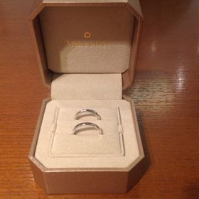 【TRECENTI(トレセンテ)の口コミ】 仕事でも着けていられるデザインで、手に馴染むものをと希望し装着しまし…