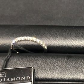 【ラザール ダイヤモンド(LAZARE DIAMOND)の口コミ】 ダイヤモンドにこだわっているので、ダイヤモンドが主役となっている指輪…