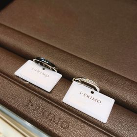 【アイプリモ(I-PRIMO)の口コミ】 デザイン重視で選びました。彼は指が細長く、私は短めでふっくらしている…