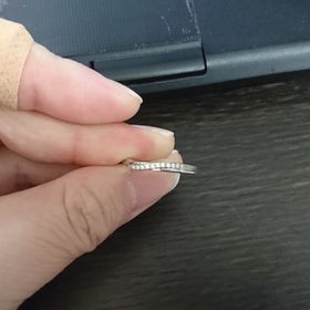 【銀座ダイヤモンドシライシの口コミ】 主人はまったくアクセサリーを付けない人で、かつ私はとても浮腫みやすい…