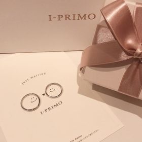 【アイプリモ(I-PRIMO)の口コミ】 細いシルエットのものを探していて、
Ｖラインが手を綺麗に見せてくれるの…