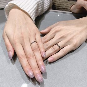 【アイプリモ(I-PRIMO)の口コミ】 ダイヤが入っもので派手すぎずシンプル過ぎないデザインを探してたので見…