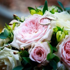 【アイプリモ(I-PRIMO)の口コミ】 結婚指輪のデザインはけっこう揉めました。
旦那「シンプルなデザインが良…