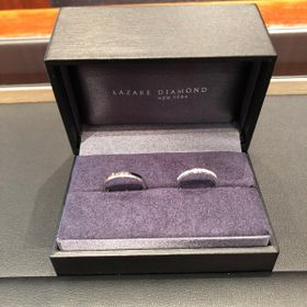 【ラザール ダイヤモンド(LAZARE DIAMOND)の口コミ】 ダイヤモンドの輝きと、プラチナの輝きが両方楽しめるデザインが気に入り…