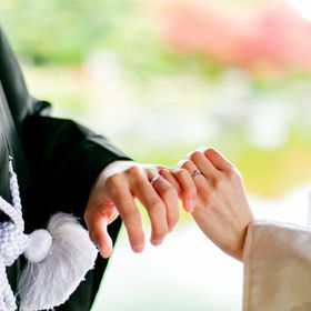 【PORTADA(ポルターダ)の口コミ】 ブランドは同じですが、デザイン違いのものを選びました。私はダイヤがあ…