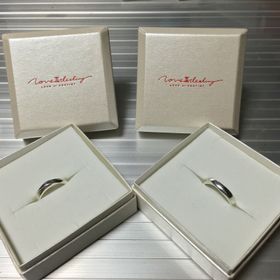 【LOVE of DESTINY】の口コミ 赤い糸が内側に埋め込まれているというところに惹かれました。年齢も若いの...