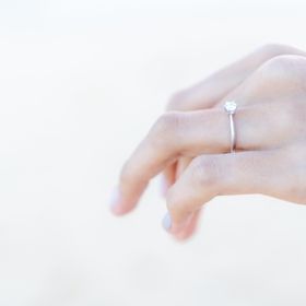 【銀座ダイヤモンドシライシの口コミ】 上品なデザインが多かったように感じました。
写真で見たり、実際に試着し…