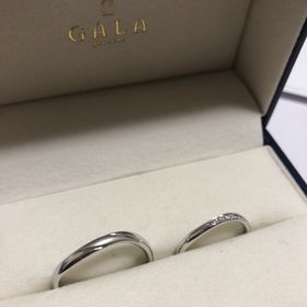 【GALA JEWELRY(ガラジュエリー)の口コミ】 シンプルでプラチナというこだわりだけで探していたのでお店に行って見て…