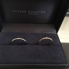 【ラザール ダイヤモンド(LAZARE DIAMOND)の口コミ】 シンプルなストレートリングを探していました。いろんなタイプのリングを…