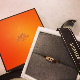 【エルメス(HERMES)の口コミ】 本来であれば傷がつきにくいプラチナを選びたい所ですが
普段からつけるの…