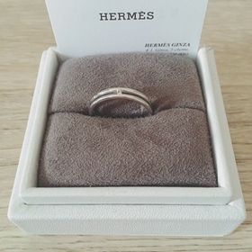 【エルメス(HERMES)の口コミ】 少しだけ凝ったデザインのものがよかったので、色んなブランド&エルメ…