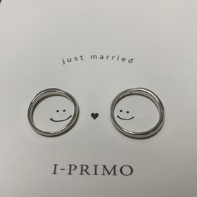 【アイプリモ(I-PRIMO)の口コミ】 デザインが2人の希望とピッタシあったものでした。つけ心地も良く指にしっ…