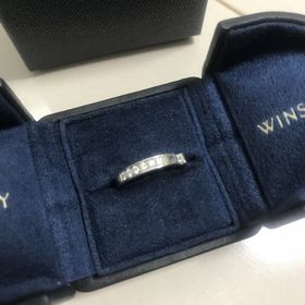 【ハリー・ウィンストン(Harry Winston)の口コミ】 普段は仕事上つけないので、エタニティタイプなどダイヤ付きの結婚指輪を…