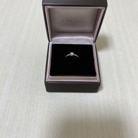 【アイプリモ(I-PRIMO)の口コミ】 指輪のデザインは割と小柄な小さなタイプを選びました。価格的にもリーズ…