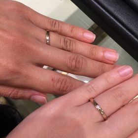 【SIENAROSE(シエナロゼ)の口コミ】 指輪は平打ちなど変わったデザインがあり、ずっと眺めていたいデザインで…