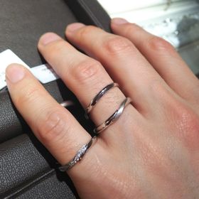 【アイプリモ(I-PRIMO)の口コミ】 色々な指輪を検討している所に、店員さんから去年のイヤーモデルです、と…