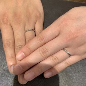 【TRECENTI(トレセンテ)の口コミ】 指輪のデザインは、ストレートタイプのシンプルなものがいいなと思ってい…