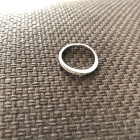 【ジュエリーツツミ(JEWELRY TSUTSUMI)の口コミ】 普段使いできて、指が綺麗に見えるようなデザインのものをずっと探してい…