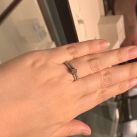 【CHARMY(チャーミー)の口コミ】 最初見たときは「ちょっと派手かな」と思いましたが、実際に試着してみる…