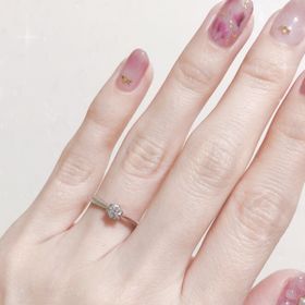 【アイプリモ(I-PRIMO)の口コミ】 一粒ダイヤで高さがそこまでないものを探していました。
色々なお店のを見…