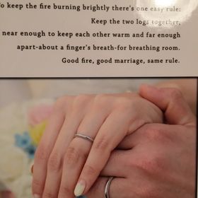 【ティファニー(Tiffany & Co.)の口コミ】 いくつか試着していく中で旦那さんがこの指輪を気に入った事と、シンプル…