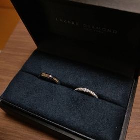 【ラザール ダイヤモンド(LAZARE DIAMOND)の口コミ】 シンプルな物よりダイヤモンドが入っててキラキラしてる結婚指輪を探して…