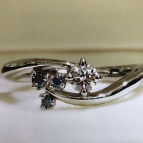 【William-LennyDiamond(ウィリアム・レニー・ダイヤモンド)の口コミ】 夫がサプライズでプレゼントしてくれたのですが、夫の好きな色であり、私…