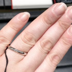 【ラザール ダイヤモンド(LAZARE DIAMOND)の口コミ】 ゼクシィを見てたら、ラザールダイヤモンドさんのメレダイヤの輝きに一目…